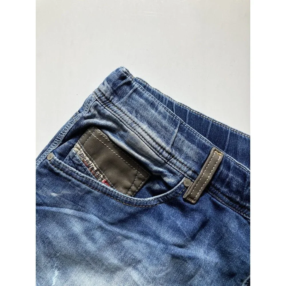 Men's DIESEL Narrot Distressed Medium Rinse Cotton Sweatpant Jeans, Size 34 - Picture 8 of 13